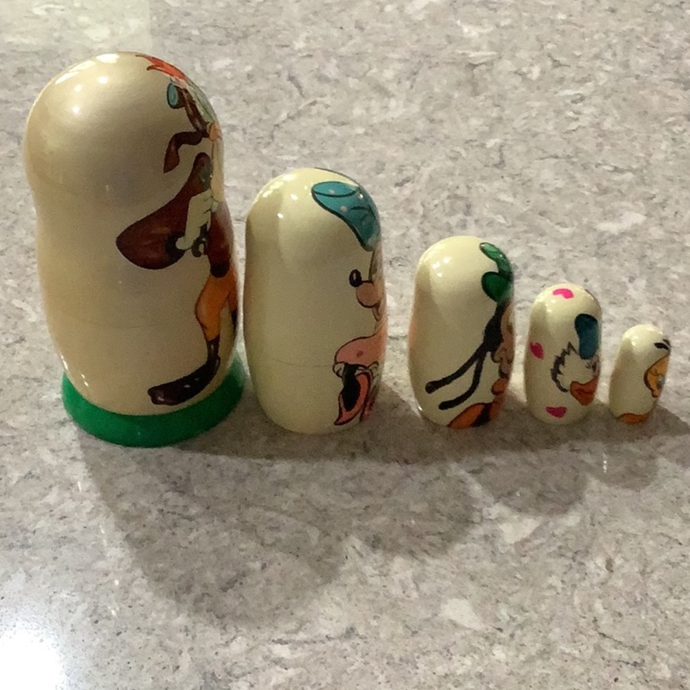 Disney Character Nesting Dolls - Picture 2 of 16